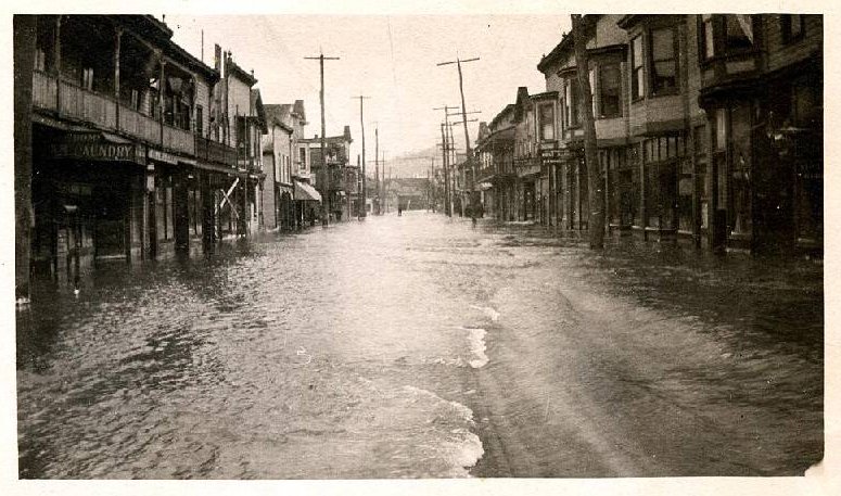 1947 Flood, towards Mechanic St -don./M. Wolford