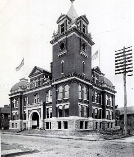 Bradford's Old City Hall -don./D. Rathfon